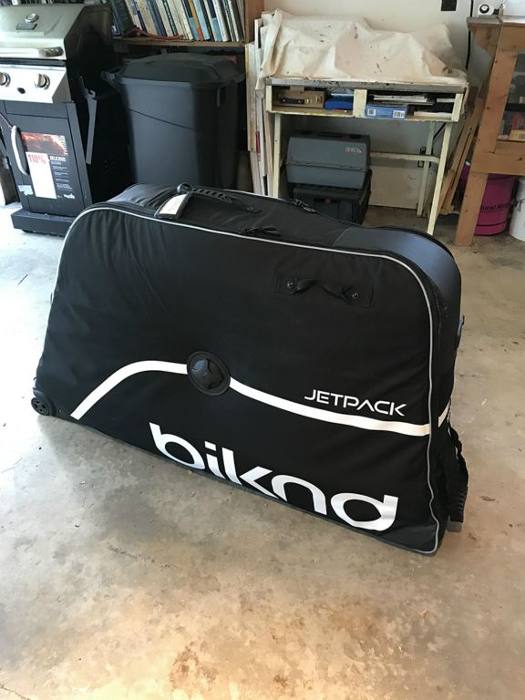 We bought two Jetpak bike bags to take our own bikes